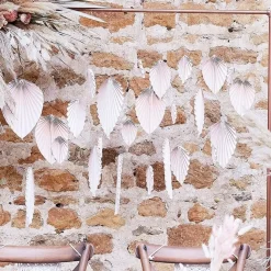 A Touch of Pampas - Palmbladsdekorationer i rosa papper
