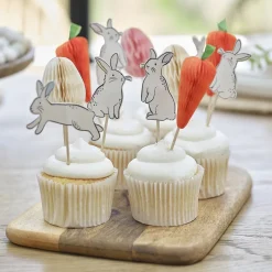 Cake Toppers - Påskharar med tillbehör 12-pack