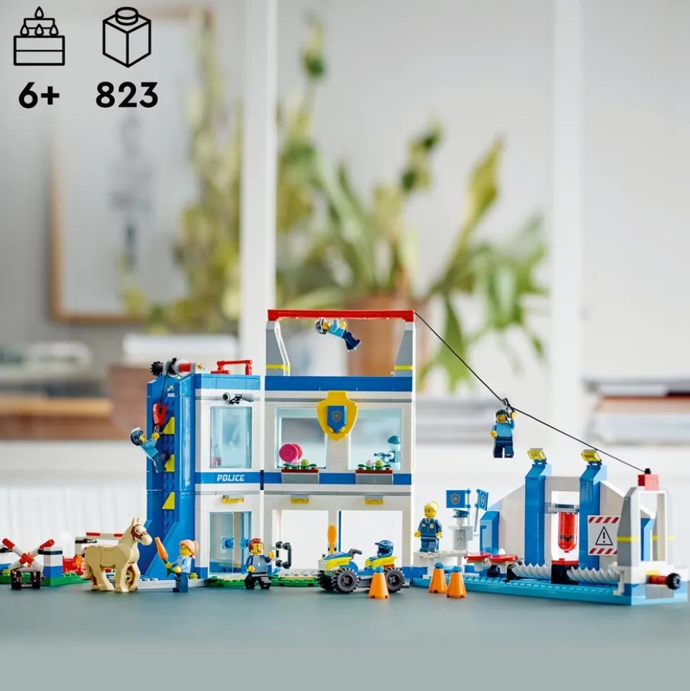 LEGO City - Polisskola 6+
