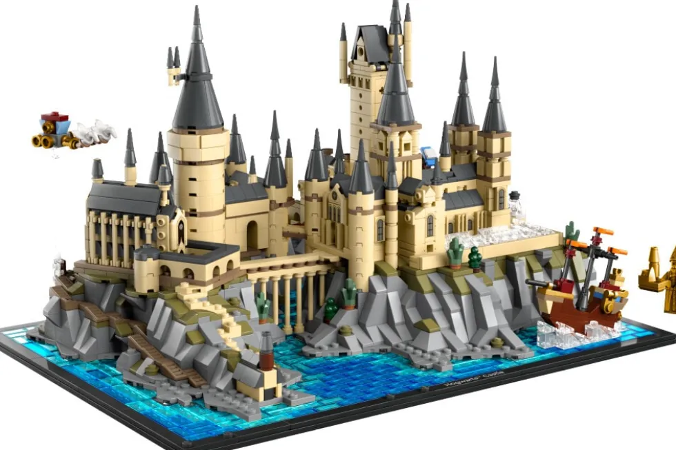 LEGO Harry Potter - Hogwarts slott och område 18+