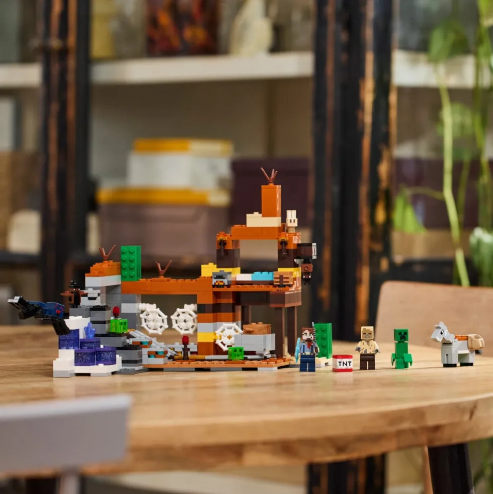 LEGO Minecraft - Gruvschaktet i stenöknen 8+