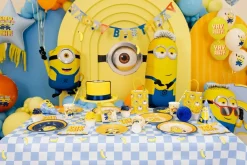Minions Bordsduk av papper 120 x 180 cm