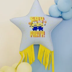Minions Stjärnformad Folieballong 72 cm