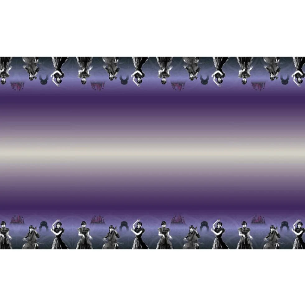 Wednesday - Bordsduk i papper 136 x 228 cm